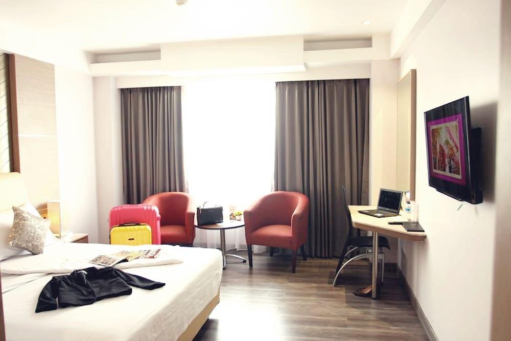 Orchardz Hotel Industri Jakarta Kemayoran Esterno foto