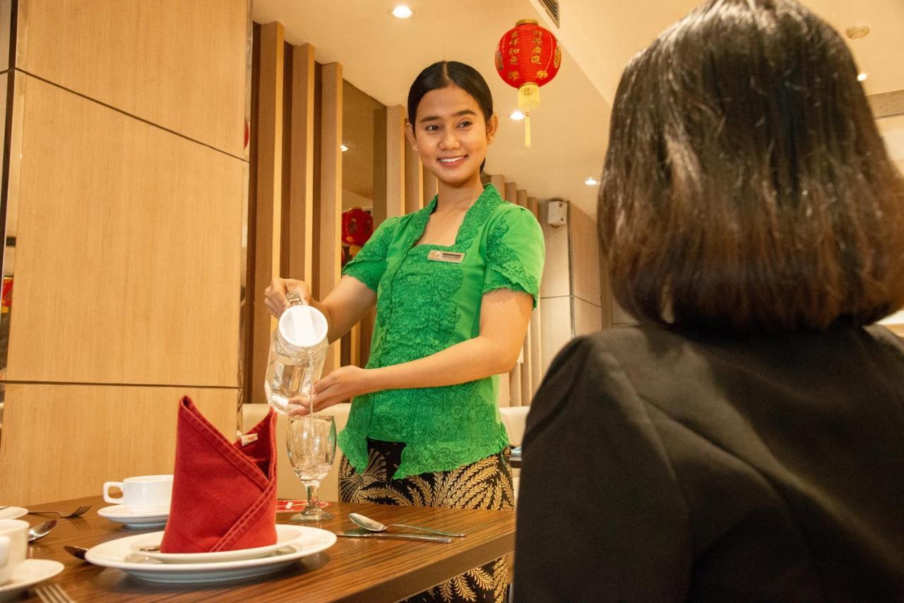 Orchardz Hotel Industri Jakarta Kemayoran Esterno foto