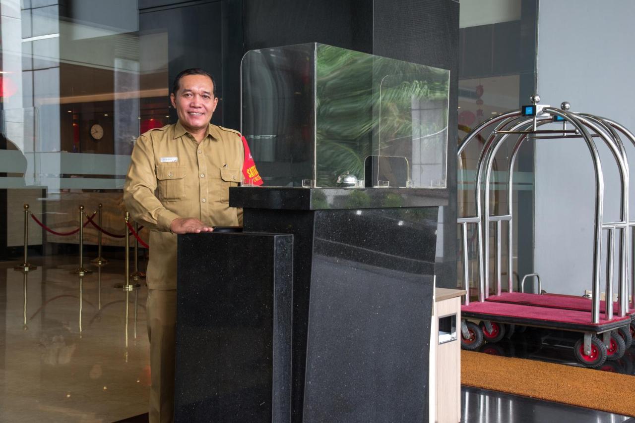 Orchardz Hotel Industri Jakarta Kemayoran Esterno foto