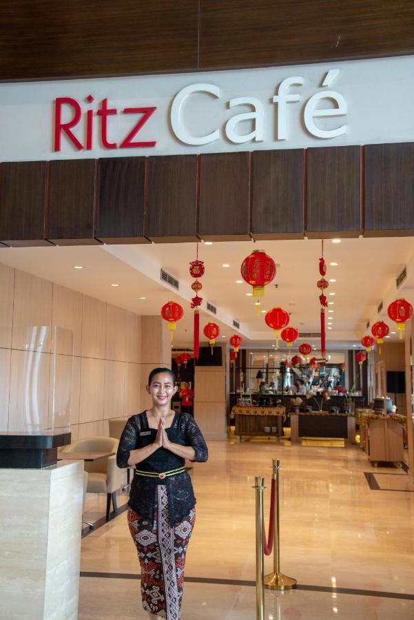 Orchardz Hotel Industri Jakarta Kemayoran Esterno foto