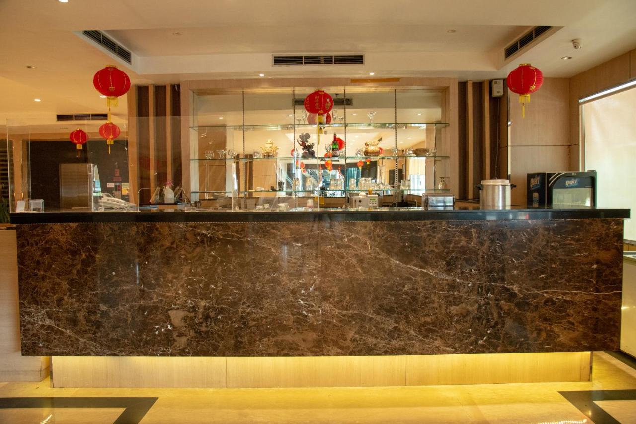Orchardz Hotel Industri Jakarta Kemayoran Esterno foto