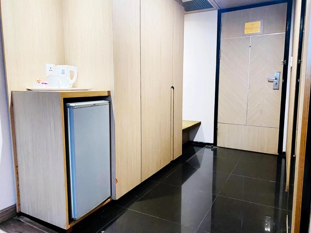 Orchardz Hotel Industri Jakarta Kemayoran Esterno foto