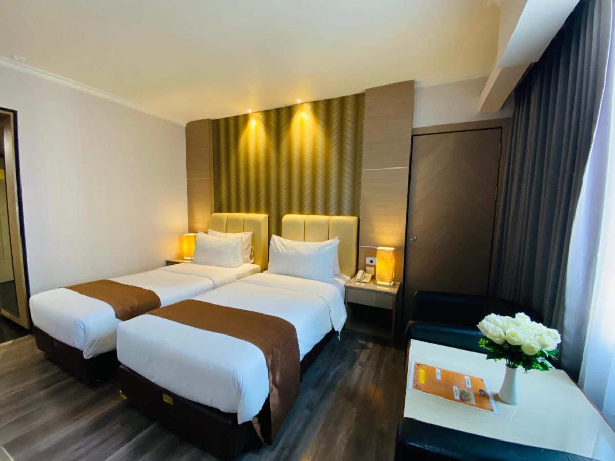 Orchardz Hotel Industri Jakarta Kemayoran Esterno foto
