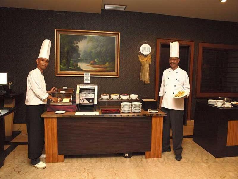 Orchardz Hotel Industri Jakarta Kemayoran Esterno foto