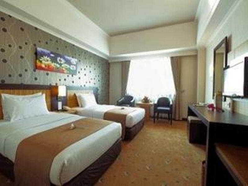 Orchardz Hotel Industri Jakarta Kemayoran Esterno foto