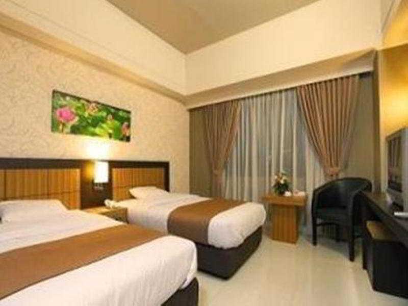 Orchardz Hotel Industri Jakarta Kemayoran Esterno foto